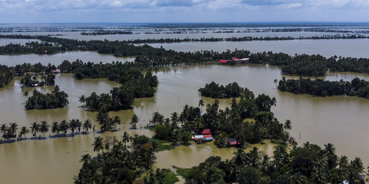 എന്റെ അപ്പച്ചൻ എന്നോട് പറഞ്ഞ തൊണ്ണൂറ്റി ഒന്പതിലെ വെള്ളപൊക്കം. 